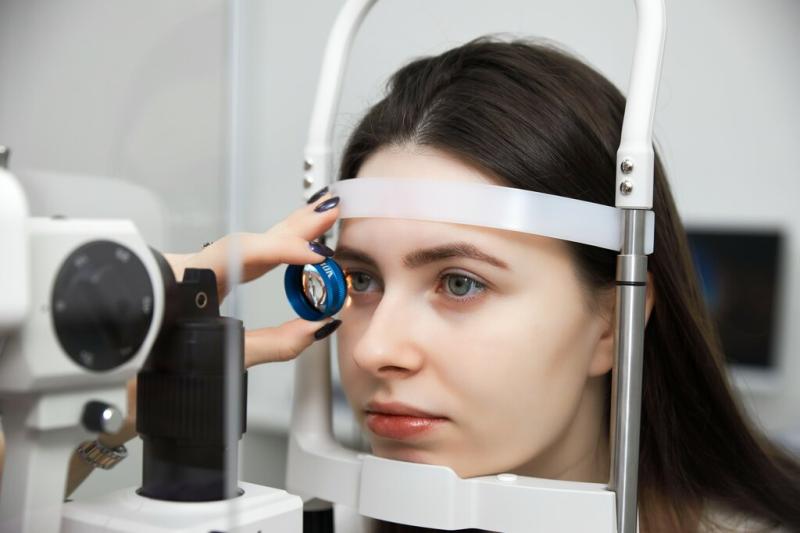 Срочный приём офтальмолога